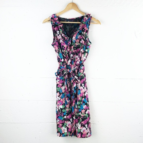 GAP Dresses & Skirts - GAP Floral Tie Waist Dress